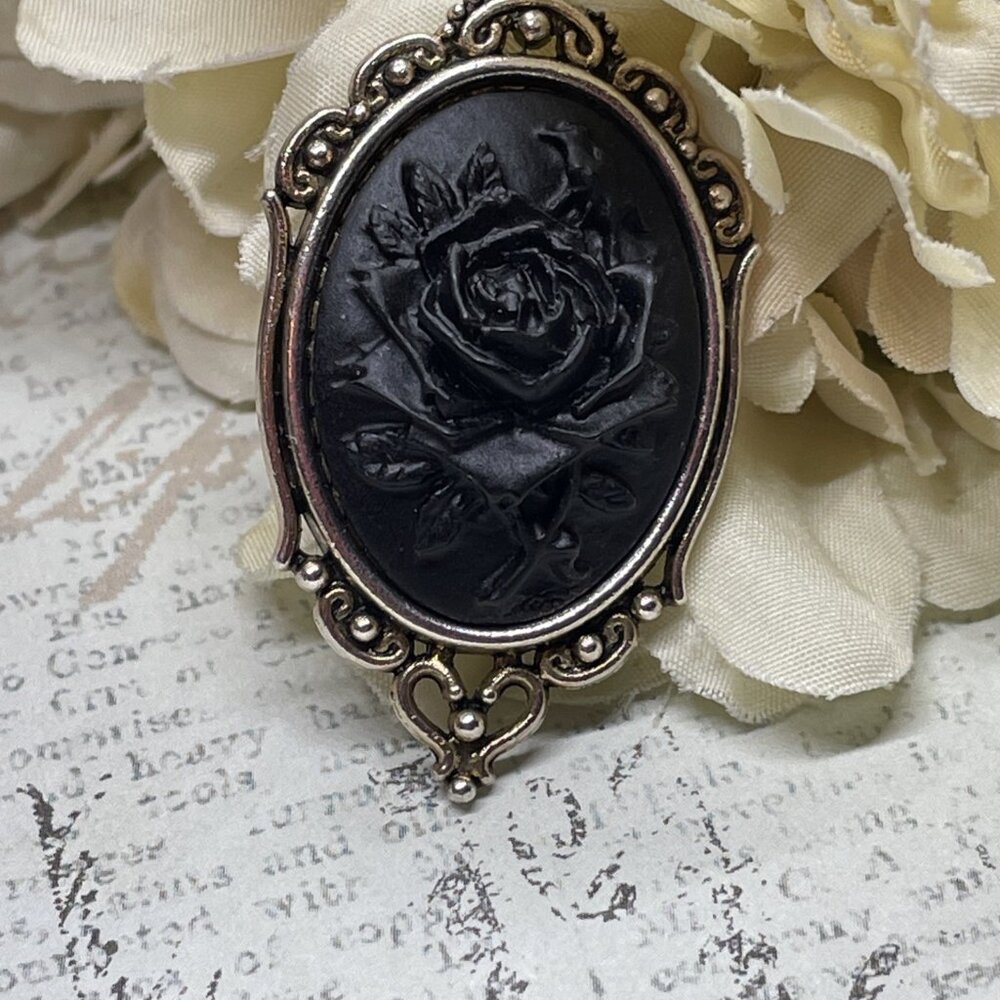 Petite Silver Victorian Cameo Gothic Black On Black Rose Necklace Pendant Gift